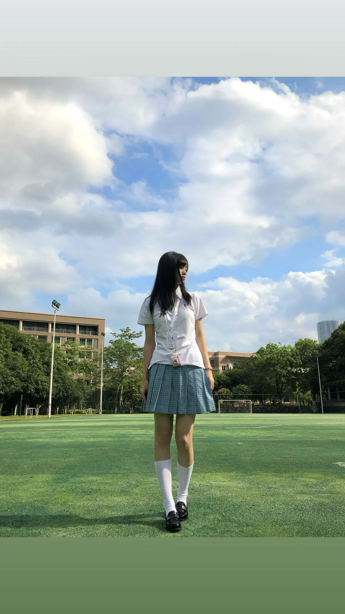 同一片天 为何好久不见。
