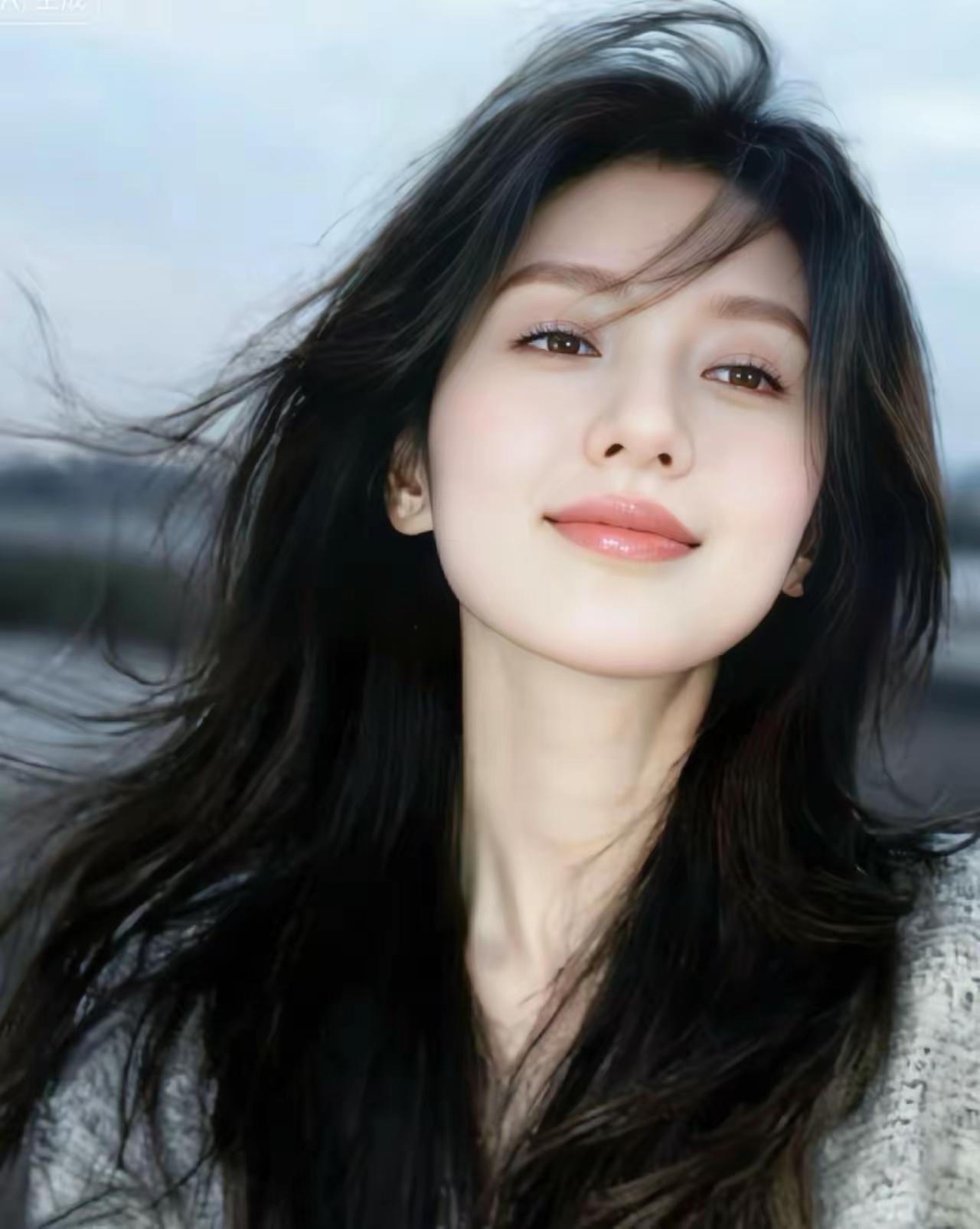 温柔又不是妥协，
而是见过风景后，
选择与自己和解。