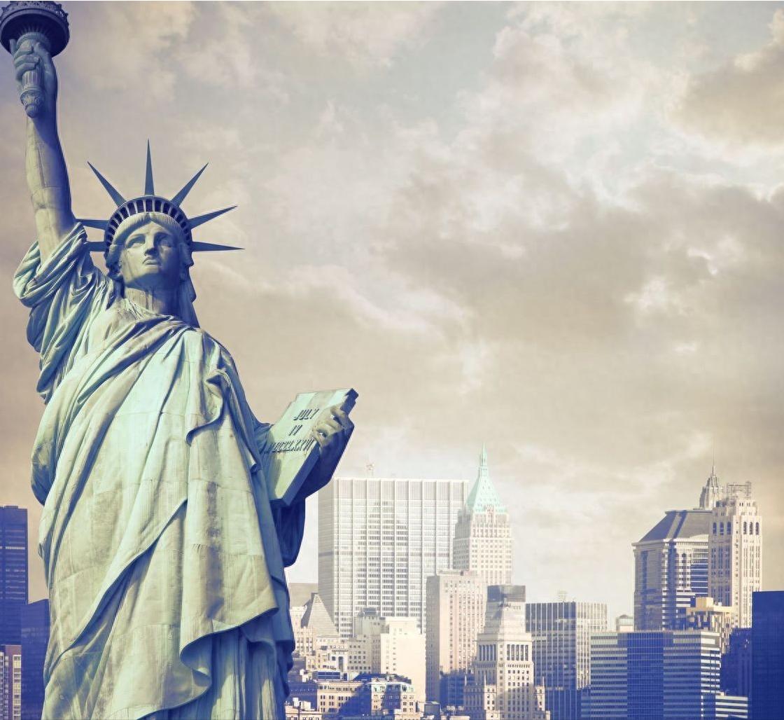 为啥西方总说中国不自由？西方把自由吹上天，中国人却毫不羡慕？

西方总把“自由”