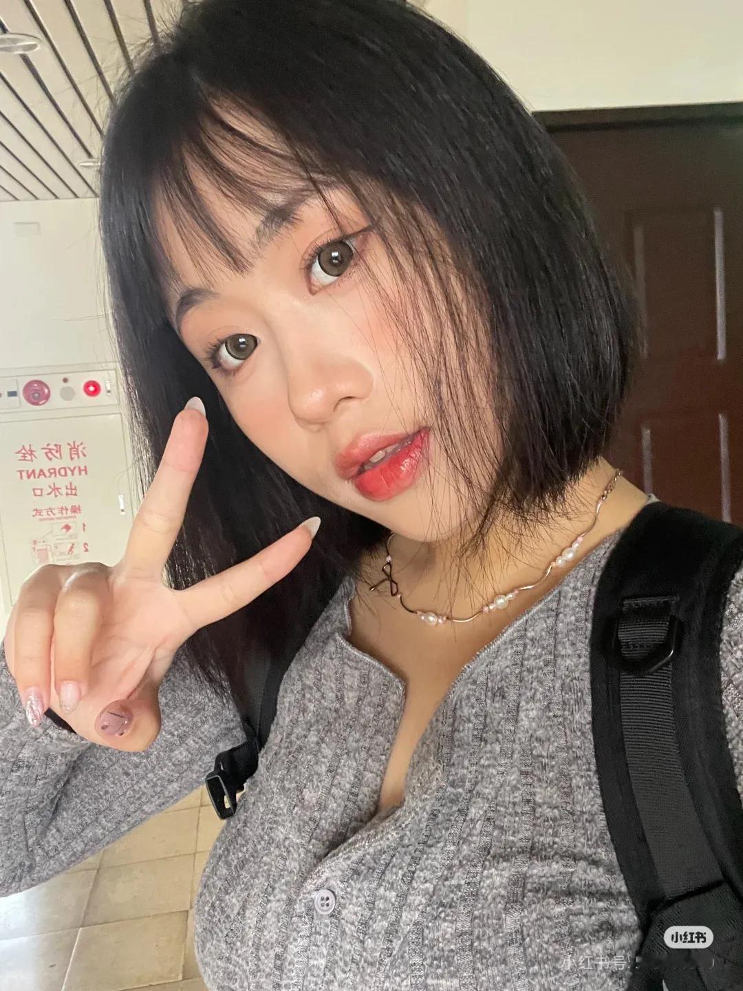 话说台湾近几年就推出了许多颜值和气质都相当不错的新晋博主，而HIxrr就是其中之