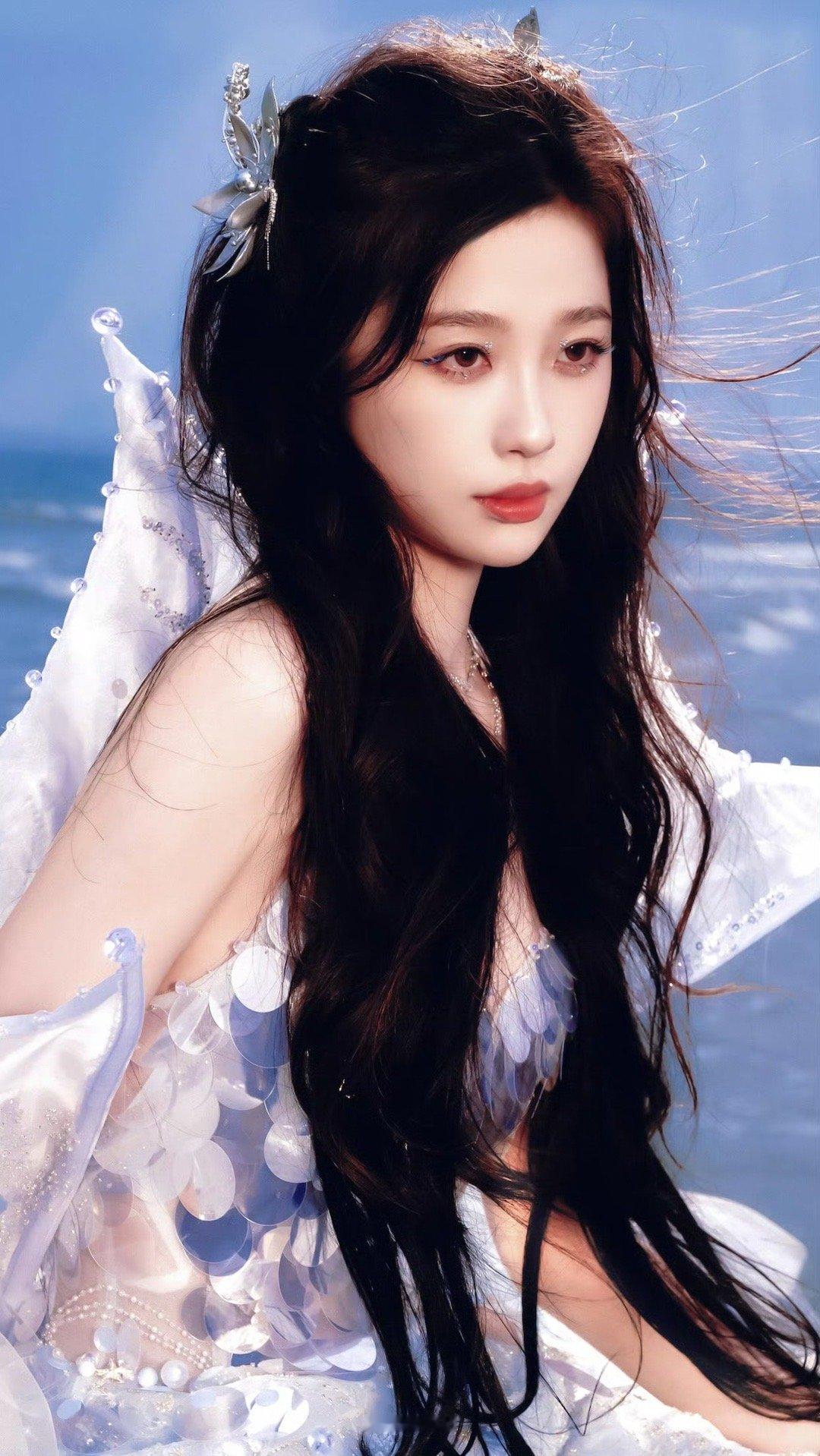 🍉【双台跨年预定🈶️！虞书欣女顶流之位今夜夺回！】《双轨》热播封神！！断层女