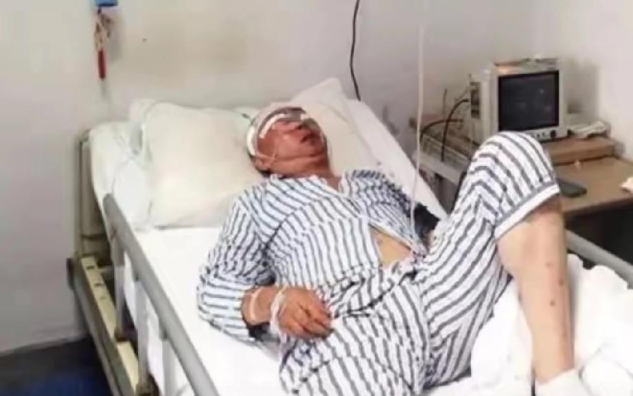 江苏南通，儿子遭遇车祸身受重伤，母亲救子心切，果断拿出26万元用于抢救儿子，儿子
