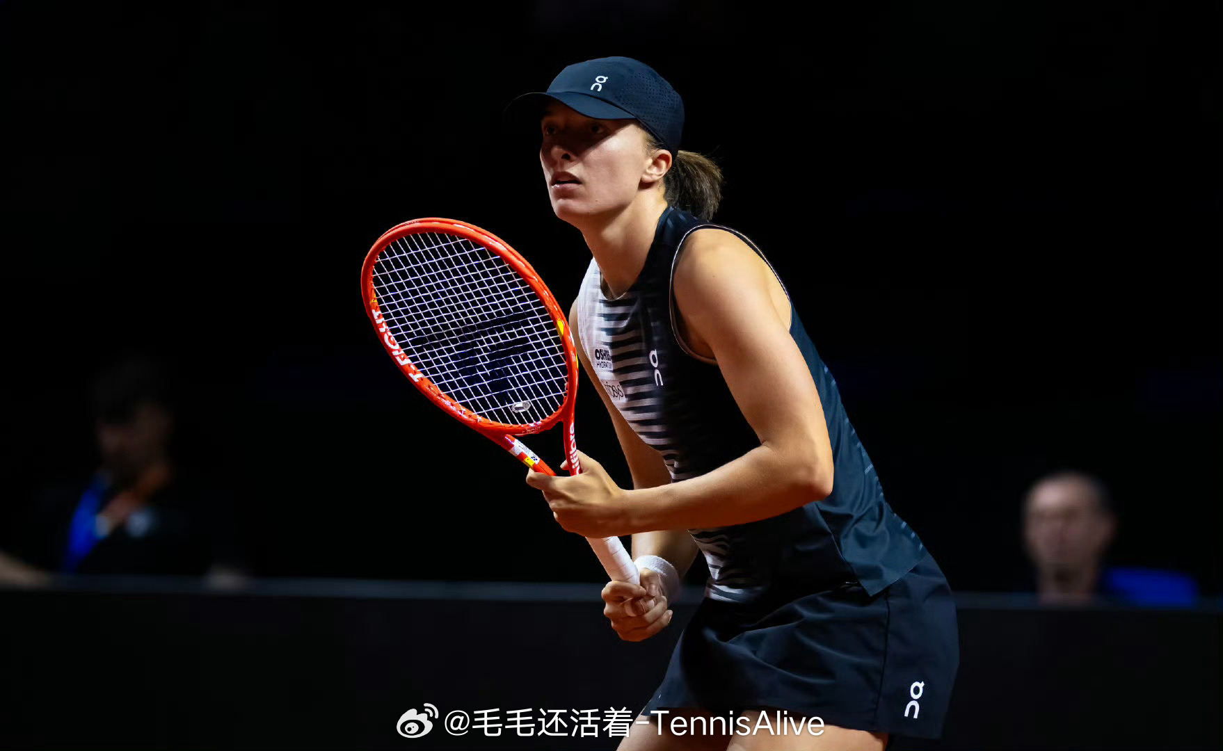 谁能告诉我一下今天是发生了什么事吗？斯瓦泰克打得怎么样？ 