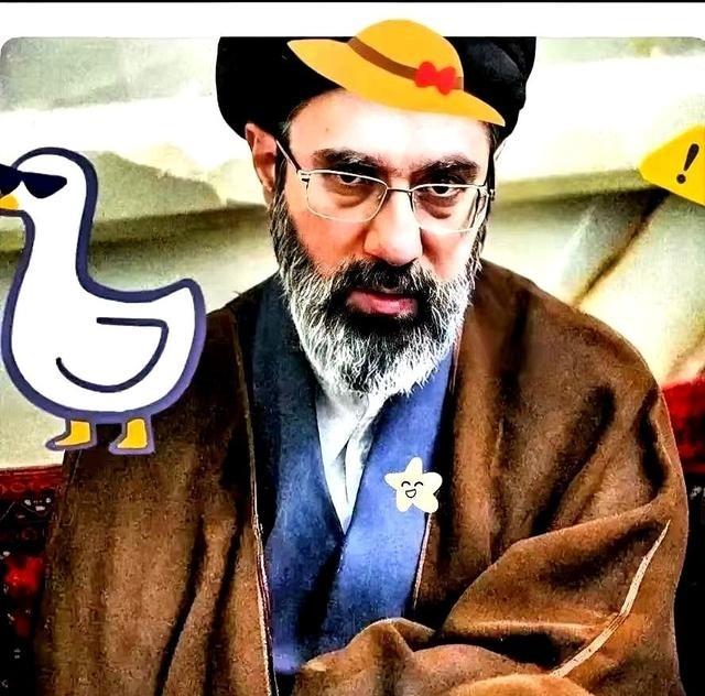 伊朗这回掀开的桌子，底下不是灰，是密密麻麻的眼睛。日前，50个间谍落网。一箱箱装