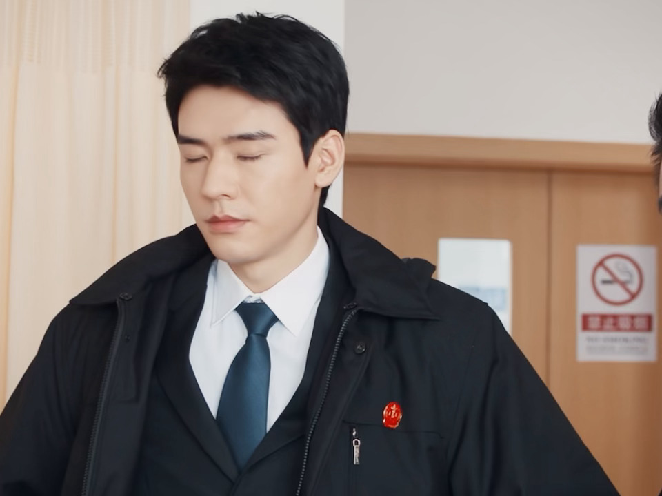 我上班收拾烂摊子就龚俊这样：我上班收拾烂摊子就龚俊这样