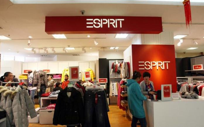 为什么唯独在我国，电商几乎压垮了实体店？换句话说，同样的东西，网上卖300，实体