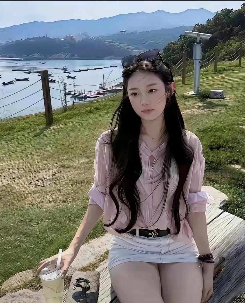 生活总是不停奔波，每天忙着谋生，被琐事裹挟着向前赶路。我们常常只顾埋头赶路，却忘