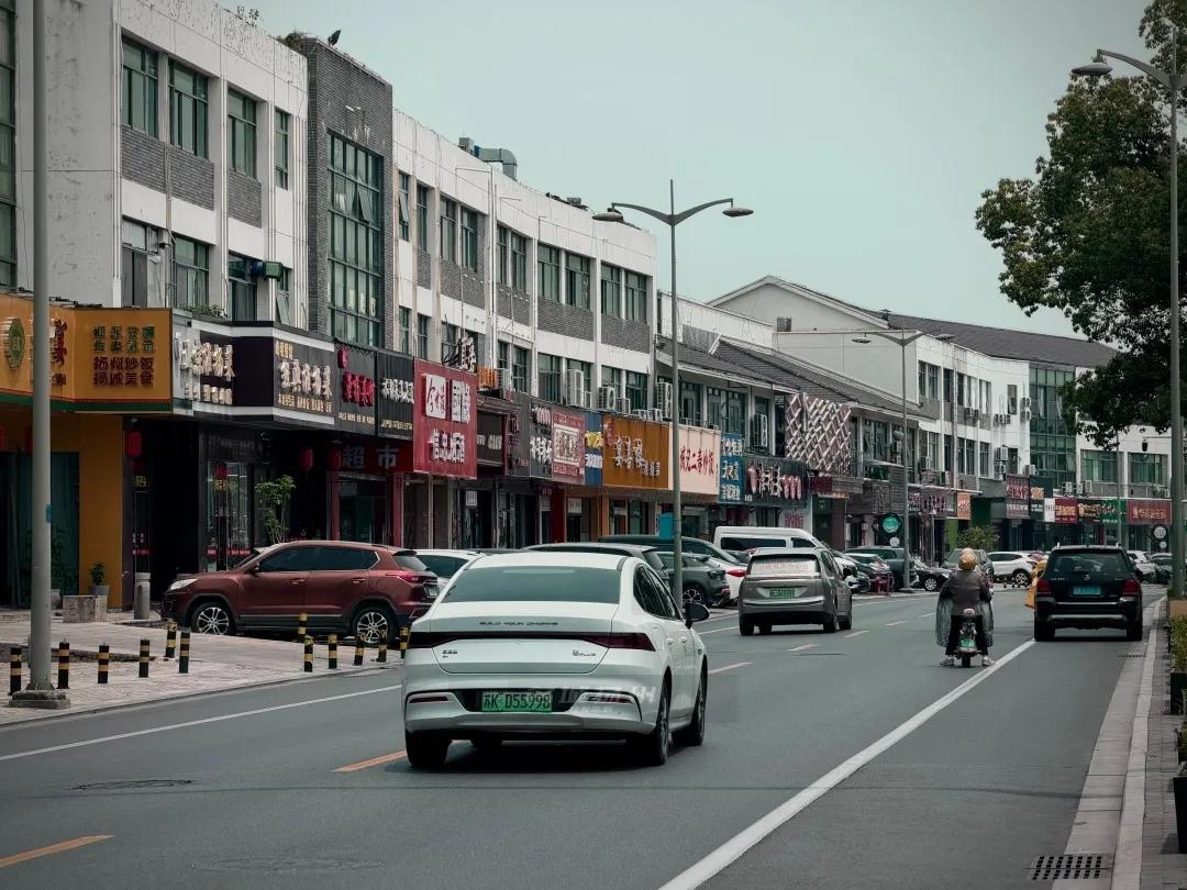 扬州曾经的热门商圈，即将改造
扬州瘦西湖新天地内外街将启动为期30天的系统性维修