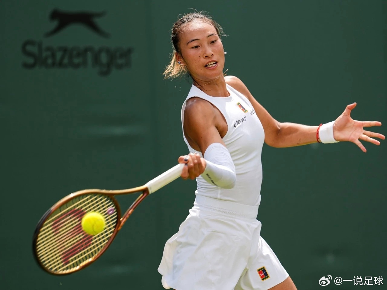 郑钦文温网一轮游！🎾🔥又输了！凌晨结束的文王首轮，郑钦文以两个4比6负于捷克