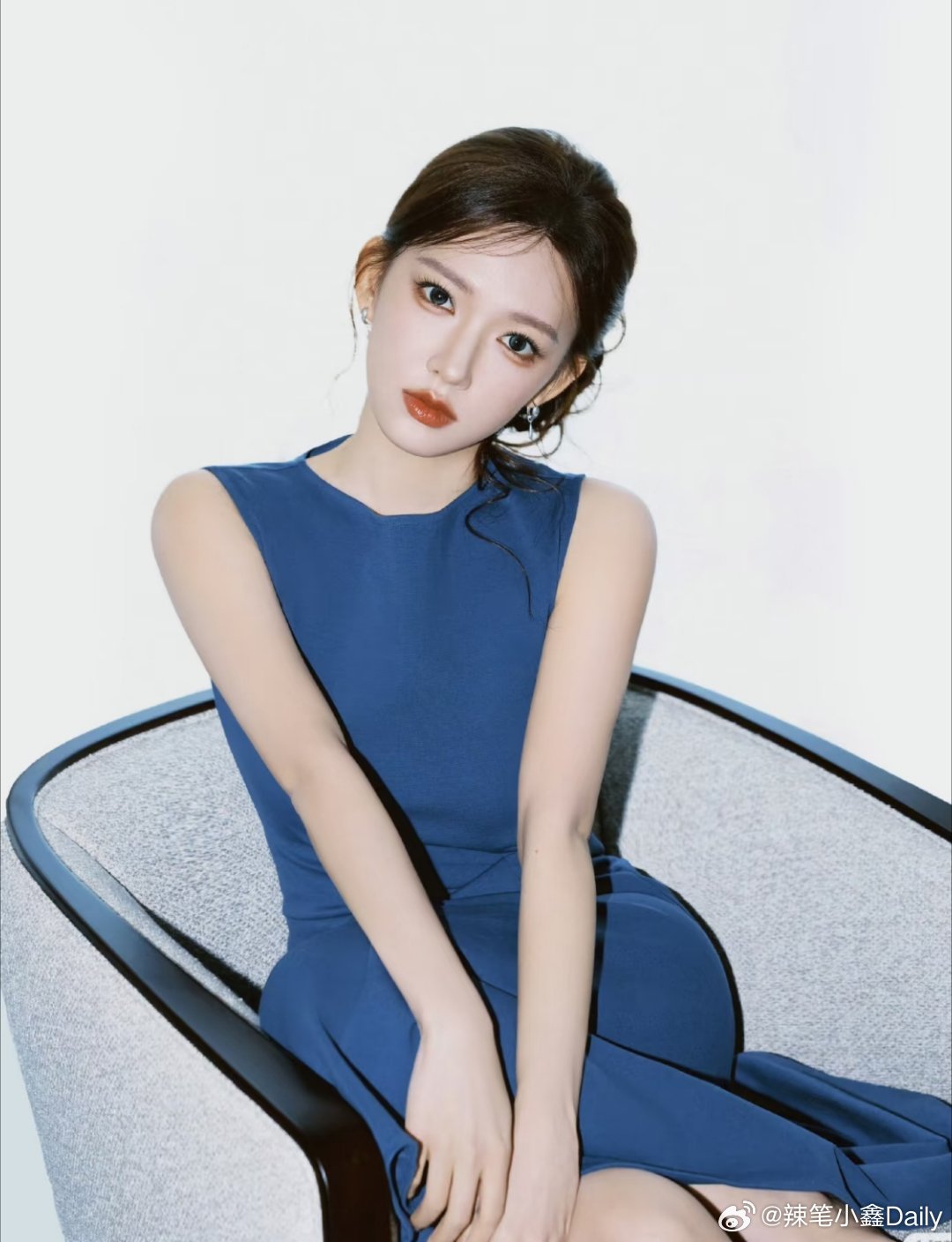 程潇 布偶猫真的好像布偶猫转世，淡妆浓抹总相宜，明明是一张浓颜系大美女脸，却越素