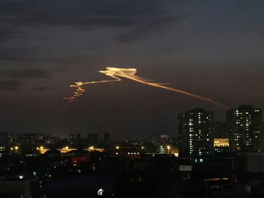 北京天空预示着国泰民安！ ​​​