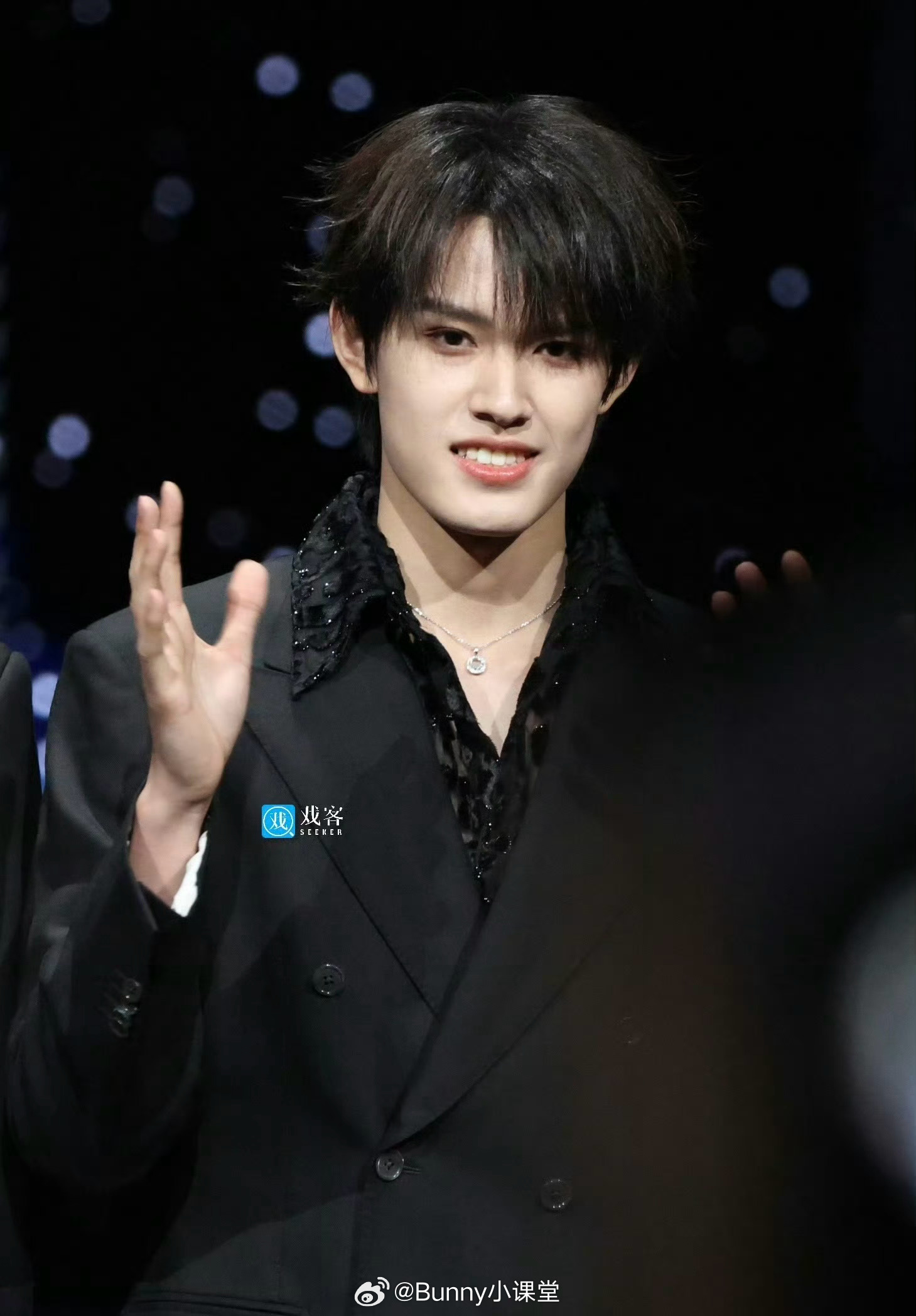 朱志鑫张极生图，TOP登陆少年的唯二C位？？？ 