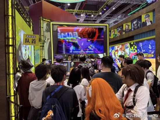 上海BW人山人海 展区大到拍不完日前，韩国媒体Inven对上海举行的嘉年华盛会B