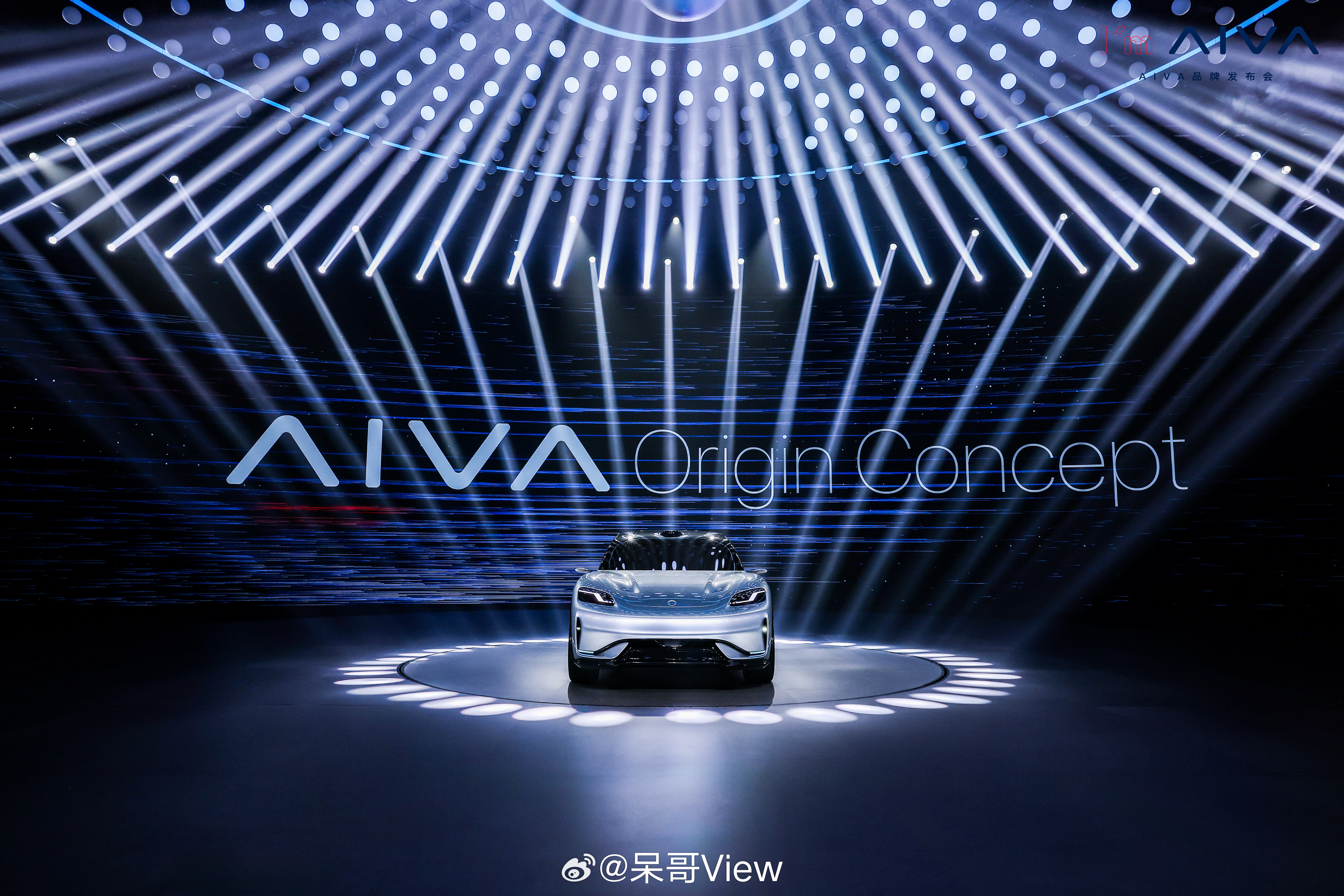 昨晚赛豆发布了全新品牌AIVA，看完了整场发布后之后发现，AIVA是在重新塑造产