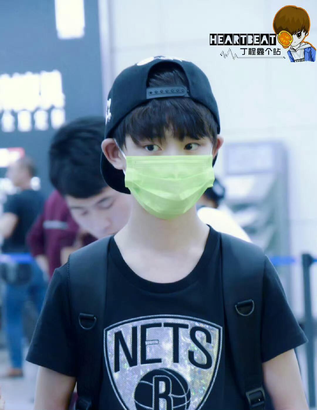 #丁程鑫九月合集#小丁儿从小到大的鸭舌帽反戴[爱你]​​​