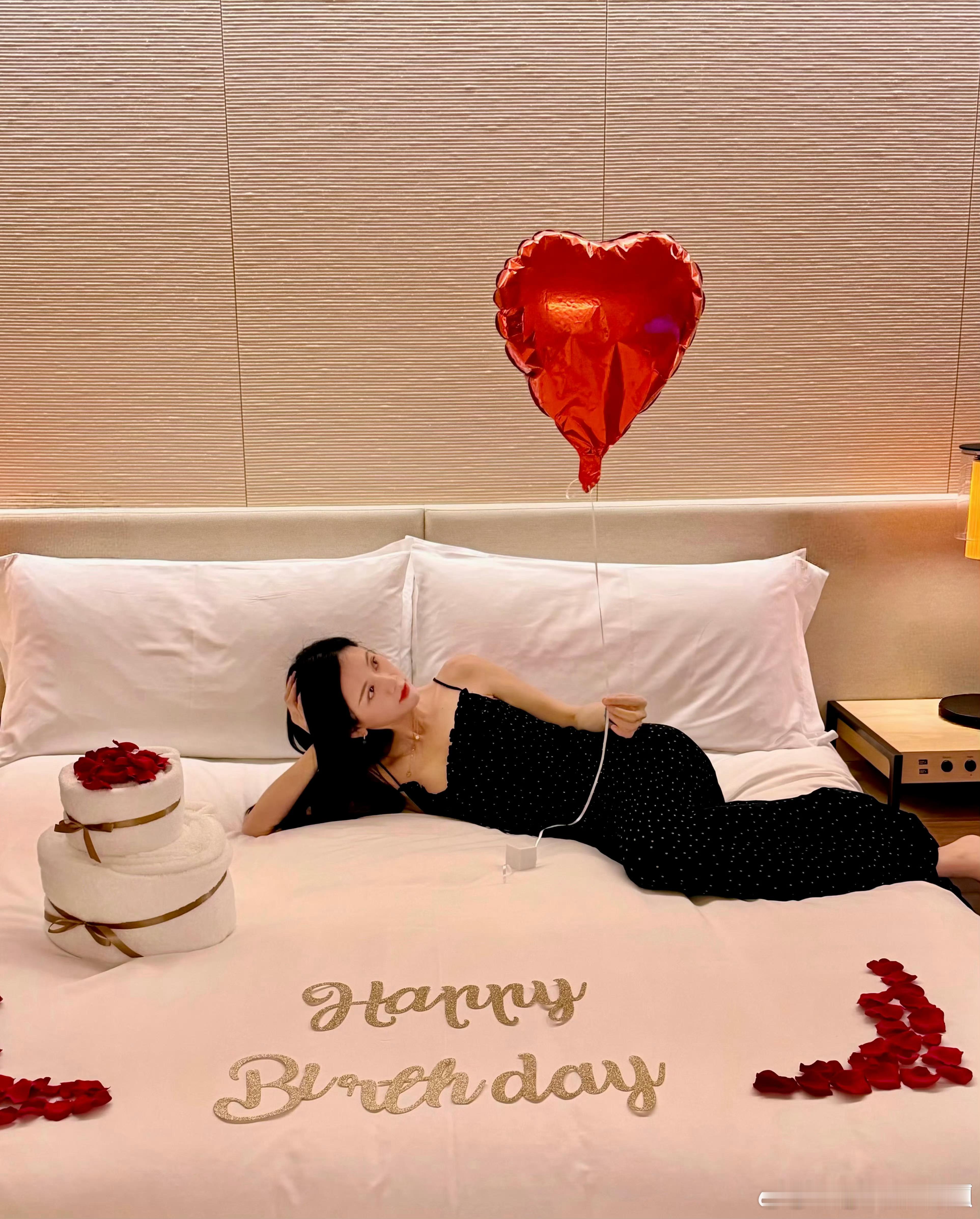 陈乔恩浴巾做的蛋糕陈乔恩风景与我都很温柔 “把日子过成喜欢的样子”，陈乔恩生日文