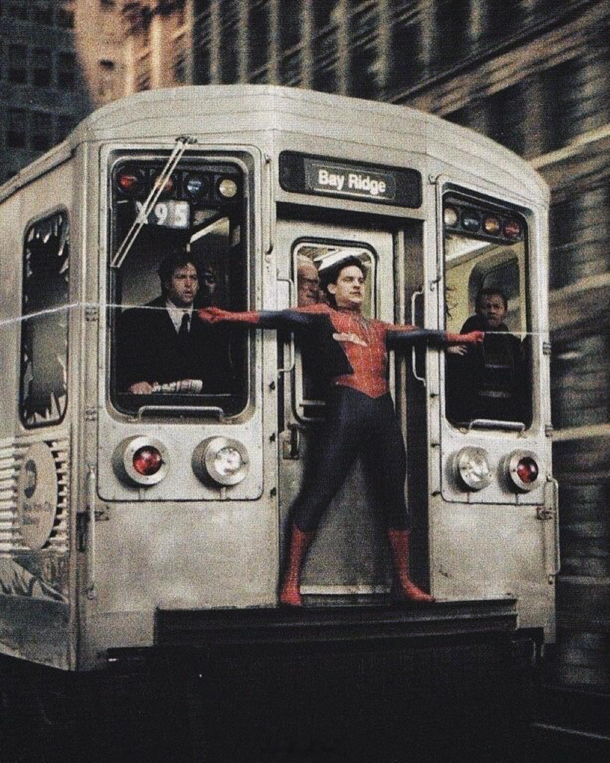 电影剧照拾遗 还记得这个名场面吗？托比·马奎尔托比·马奎尔 【蜘蛛侠2】，彼得大