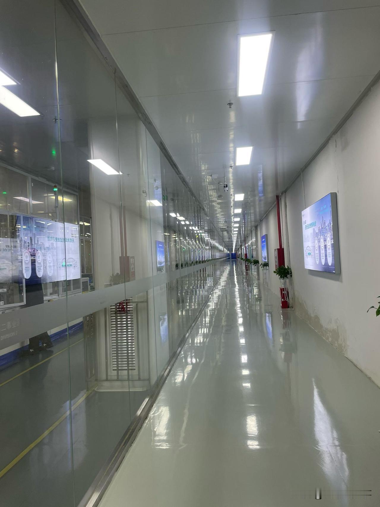 比亚迪郑州厂区