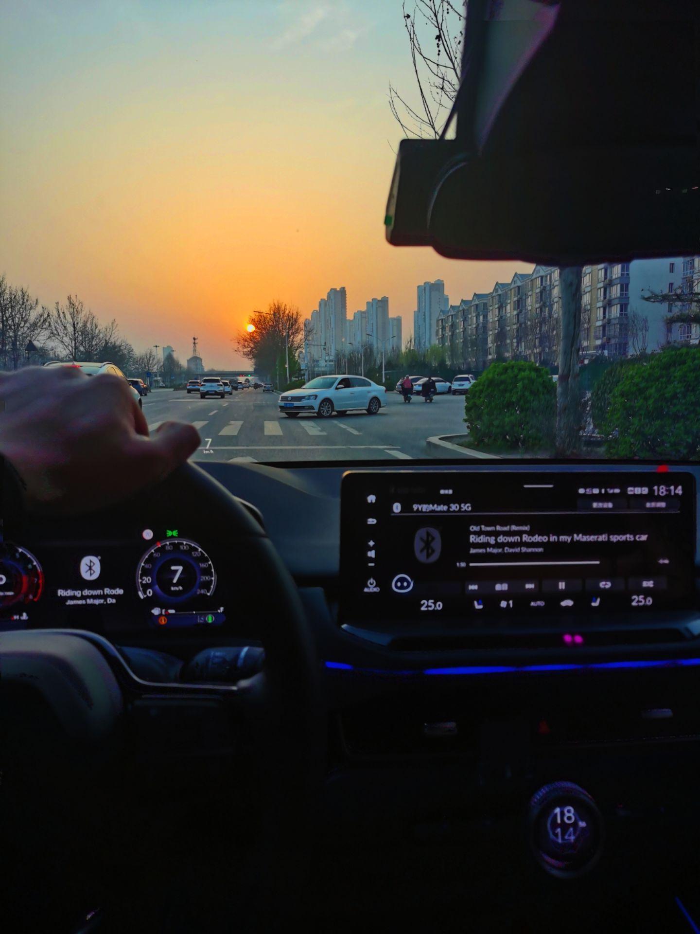 英仕派 inspire 汽车摄影 是好车