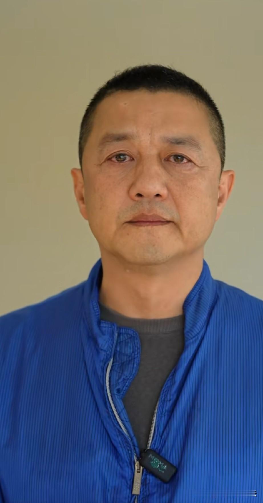 李亚鹏发视频回应了胡心瑶，他说他知道胡心瑶给他们捐款后，很感动。他知道心瑶是个罕