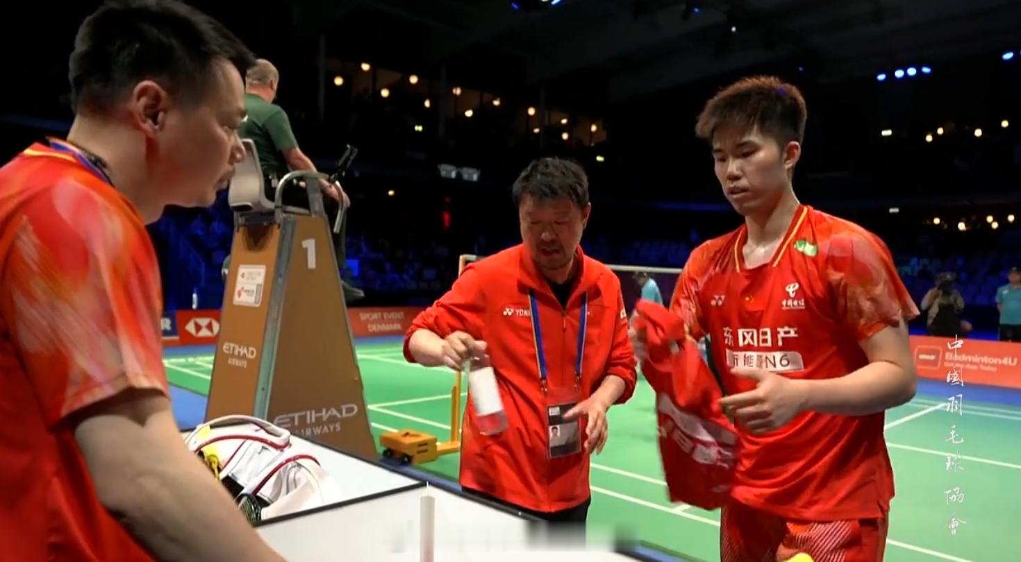 2026年汤尤杯汤杯国羽1比1法国  汤杯 决赛 中国 1-1 法国 男单 翁泓