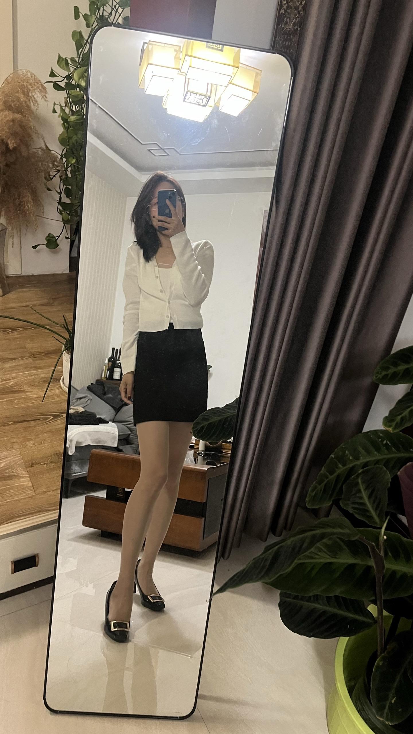 身材 大长腿 御姐 对镜拍 穿搭