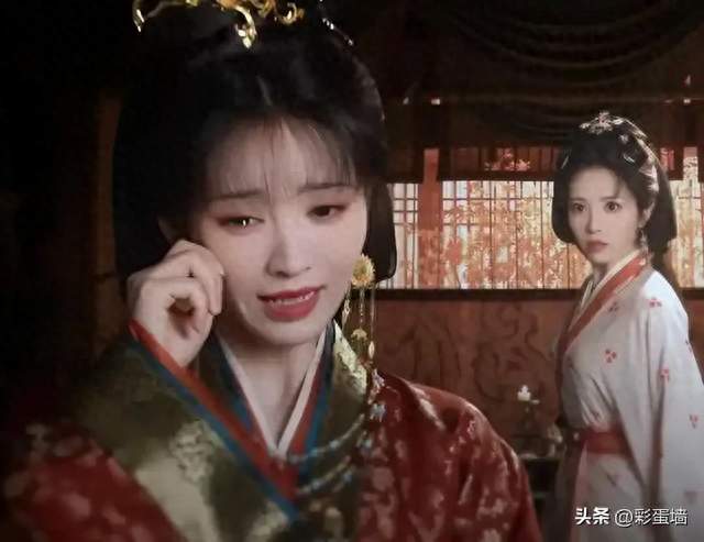 倒夜香的比大小姐还聪明？《嫁金钗》的剧情，短剧都不敢这么写！