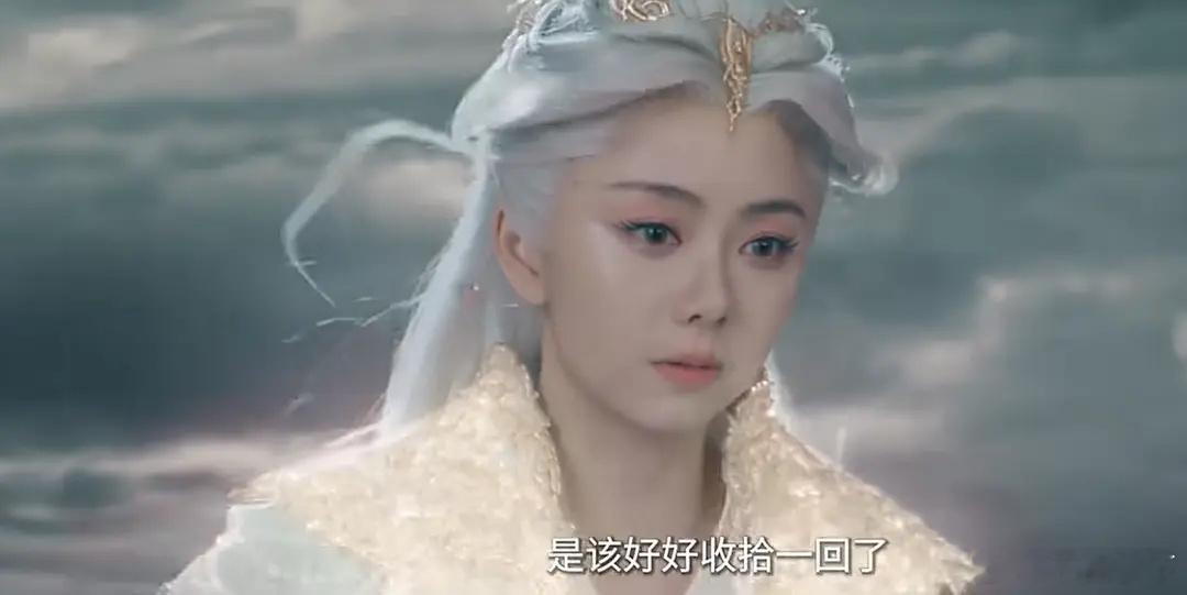 谭松韵演现在的仙偶不行，不过演那种老式神仙剧里的金童玉女，地精小仙之类的应该可以