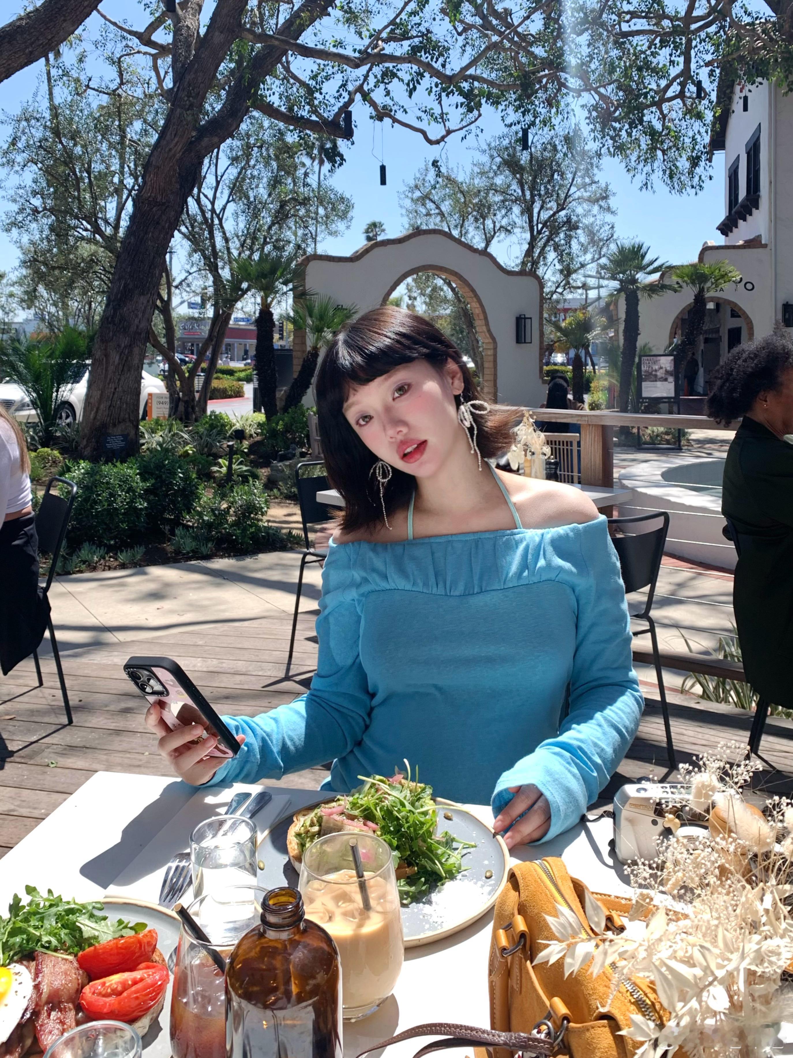 吃了漂亮brunch🥙  ​​​