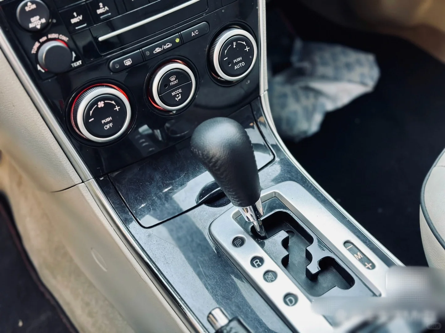 开过各种各样的车子，最终还是觉得马自达的蛇形档把最为舒服，尤其是加减档的体验，可...