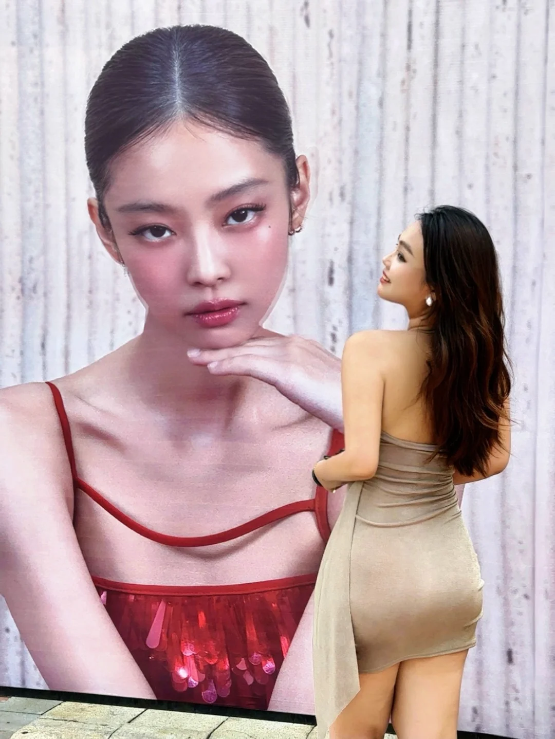 在长春！！拍到了首尔同款🎀Jennie海报墙