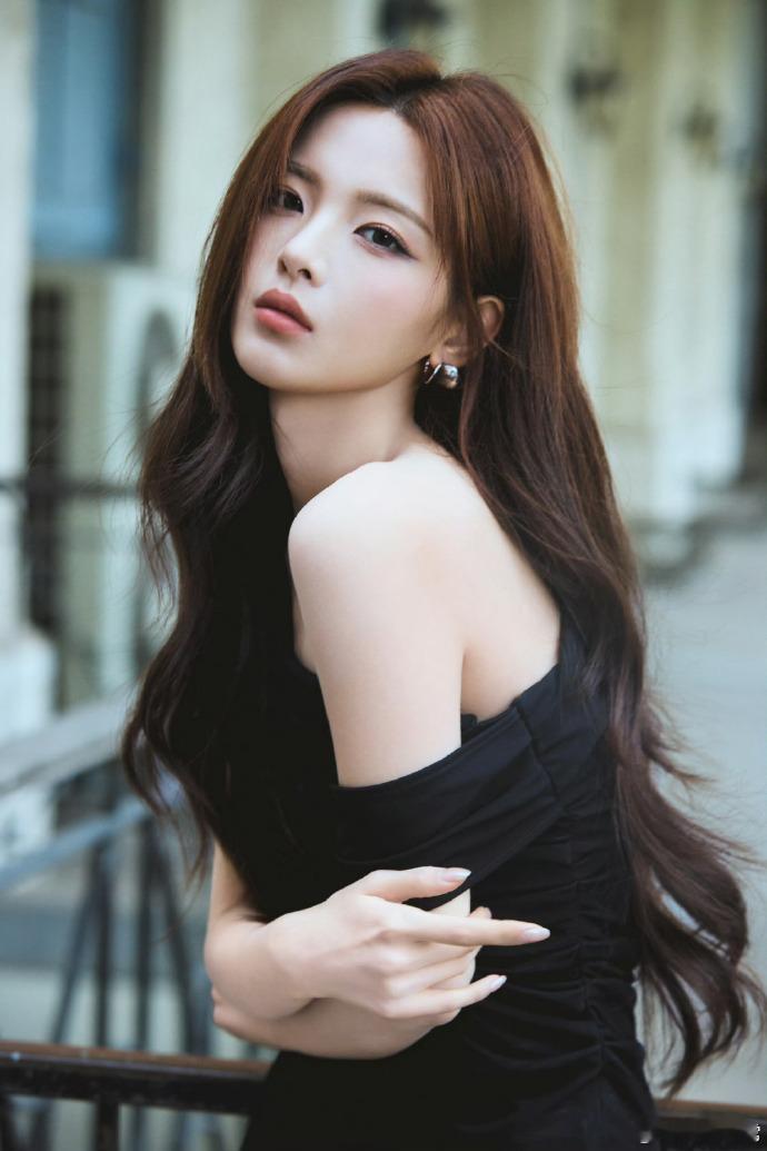 虎鲸签约的艺人虎鲸文娱签约的艺人 网传虎鲸签约的艺人：刘浩存、杨超越、陈靖可、刘