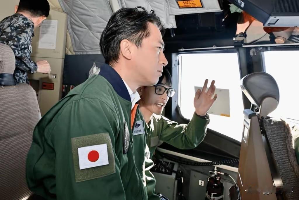 日本并无军队，仅有自卫队
如今却妄图将自卫队变“军队”
实则是军国主义死灰复燃