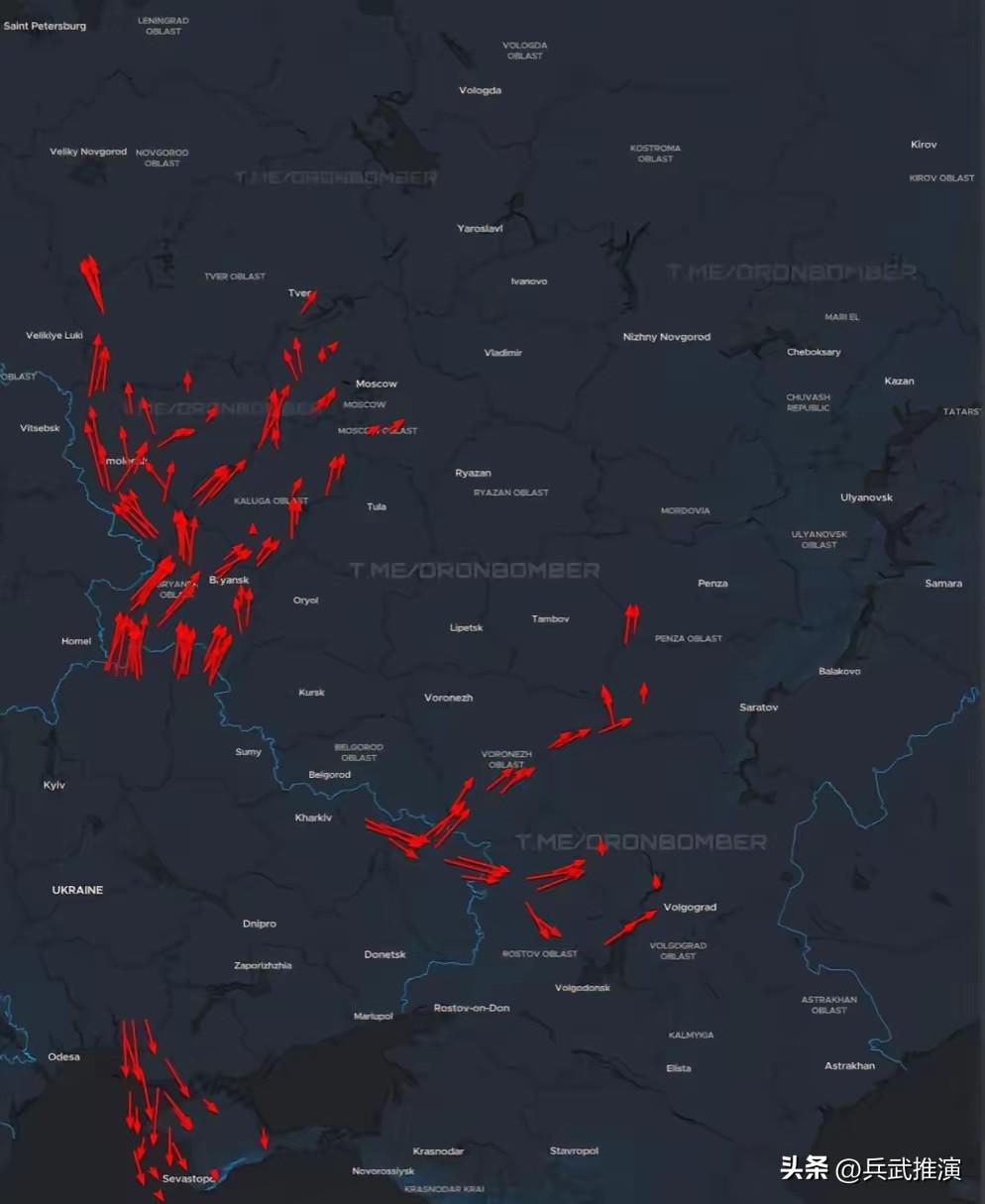 莫斯科已连续第二天遭受无人机攻击

这事闹得很大，很多人都在关注。
现在有大约3