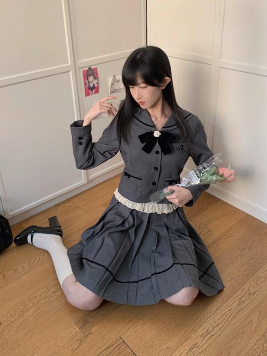 ˚₊‧ 🩶 ‧₊˚。