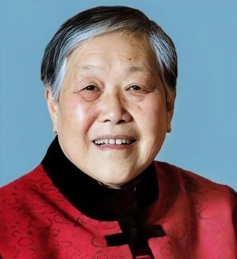 1971年，陕西一个老光棍图便宜，娶了小自己10岁又坐过牢房的女大学生，谁知，几