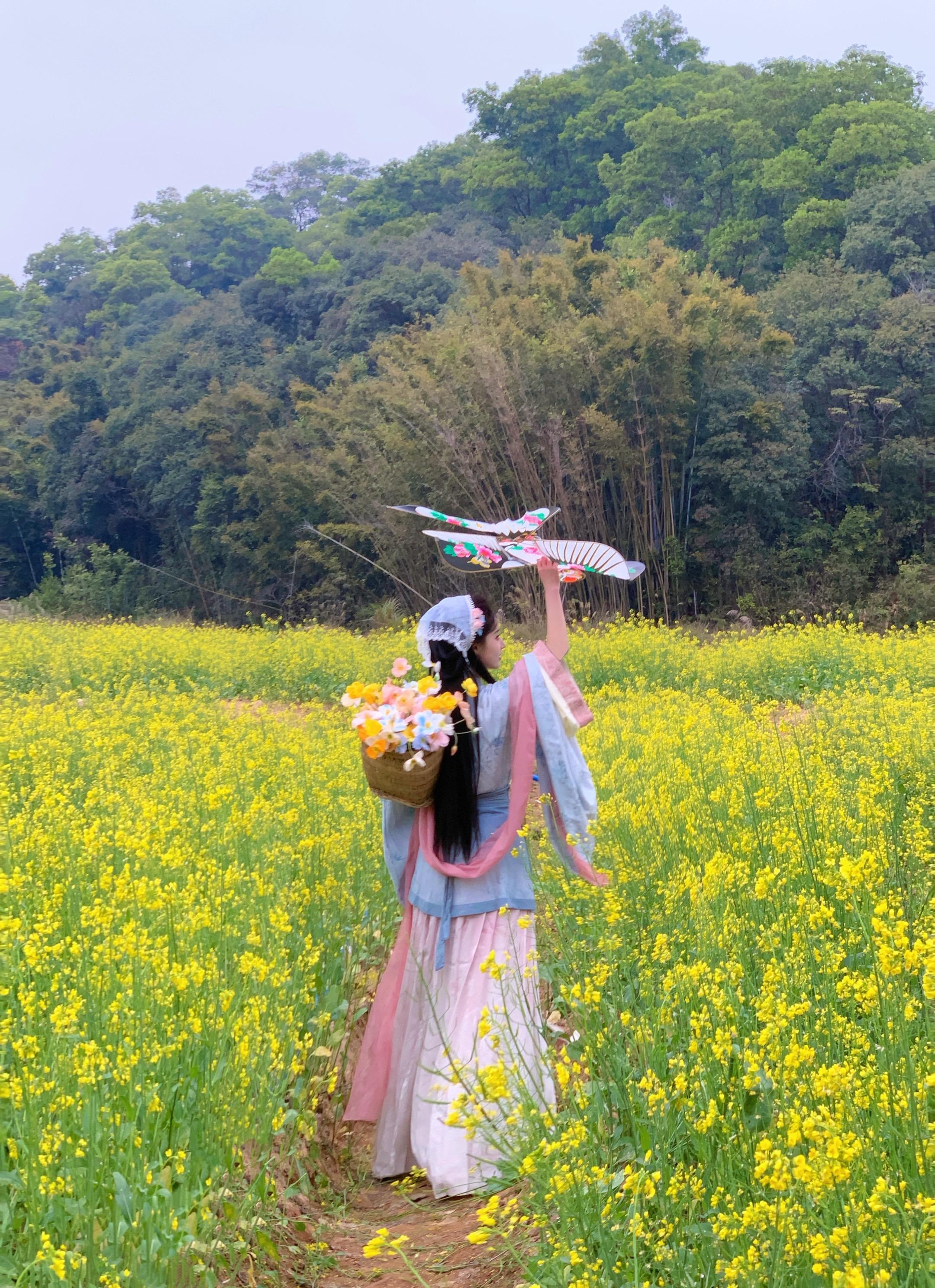 别辜负眼前季节。