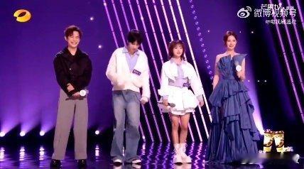 华晨宇华晨宇 我怎么谁都锐评声鸣远扬 行走的吐槽机！花花联排反应太真实，锐评上瘾