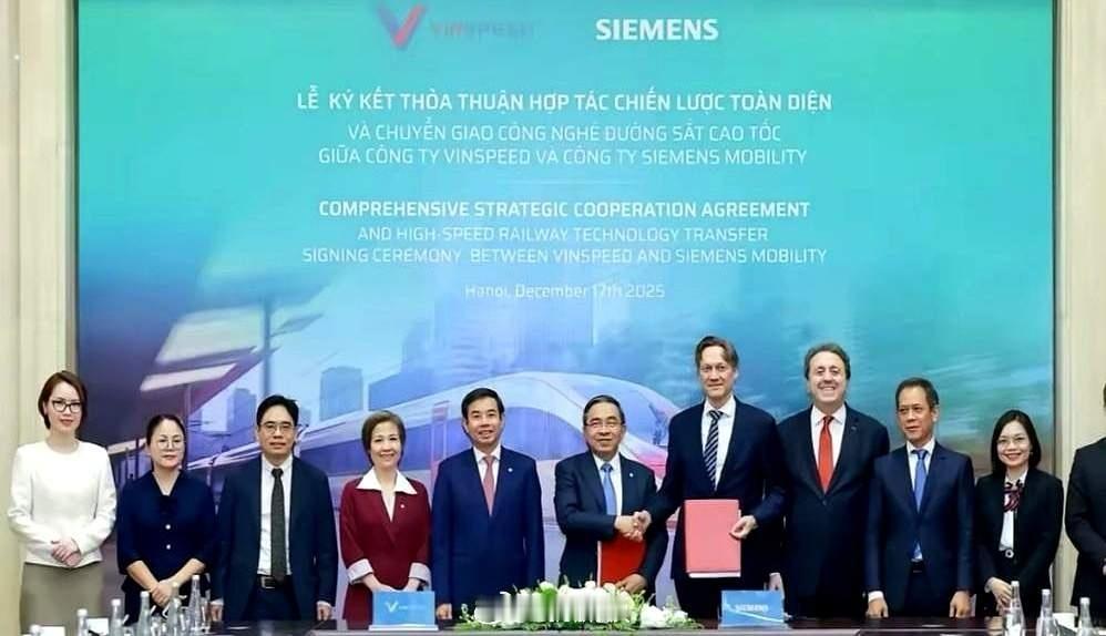 拖了二十多年的靴子，终于落地。越南最终绕开了性价比极高的中国方案，也搁置了日本的