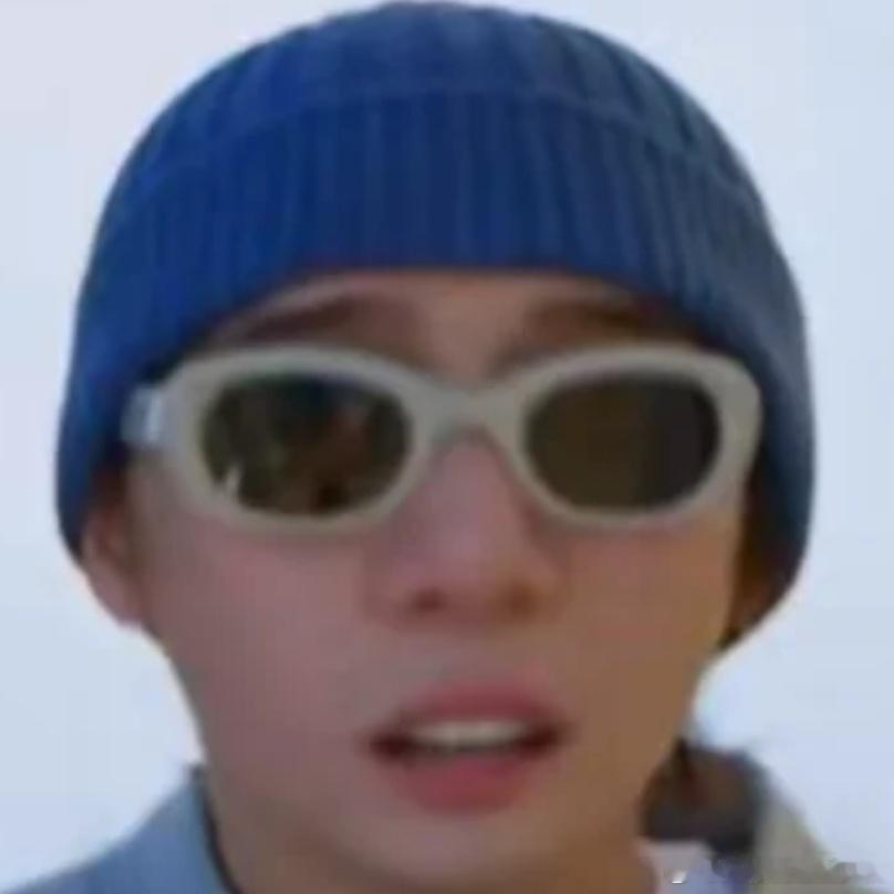 脸都要笑烂了这么好笑的综艺是谁还没看后期简直就是个人才哈哈哈哈哈哈哈哈精神状态着