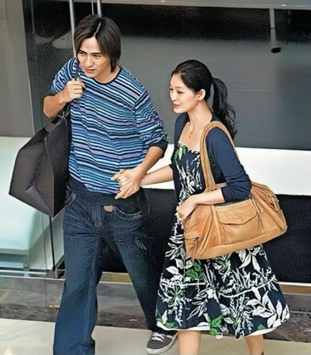 如果当年大s和蓝正龙在一起，大概结局也不会像现在这么惨吧！ ​​​