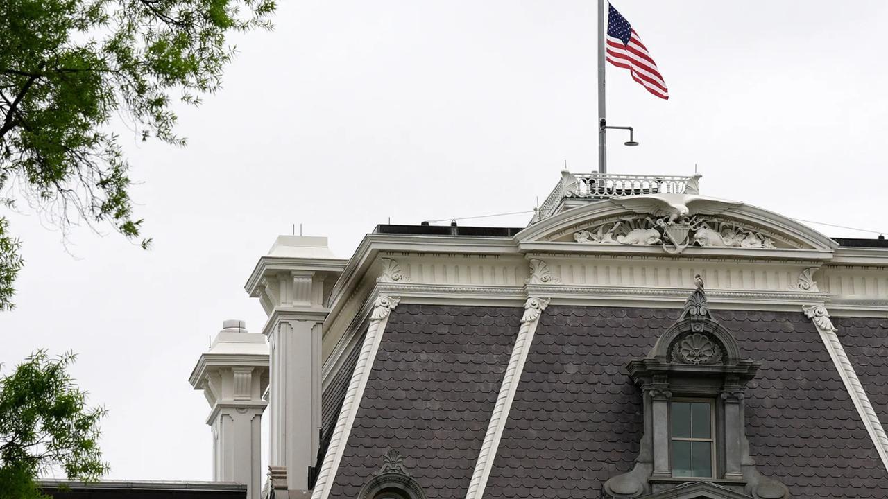 白宫称乌克兰问题新方案需获俄罗斯同意
 
 

华盛顿，11月24日-- 俄新社