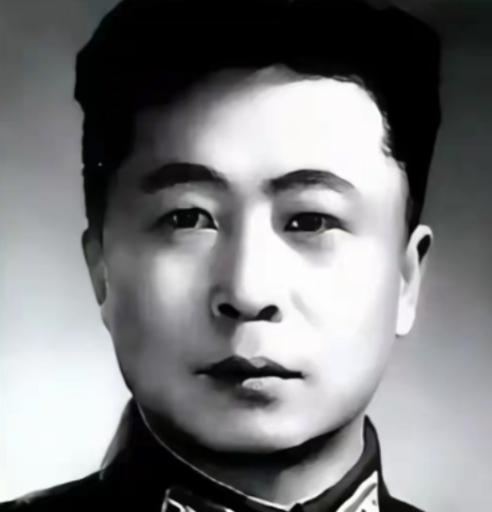 一本《林海雪原》，让杨子荣成了全民偶像，更意外的是，这位早已脱下军装、在沈阳工厂