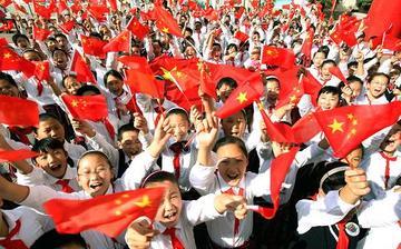 为什么美国政府的公信力不能像中国一样坚挺？说句不好听的，美国是资本家的天堂，而中
