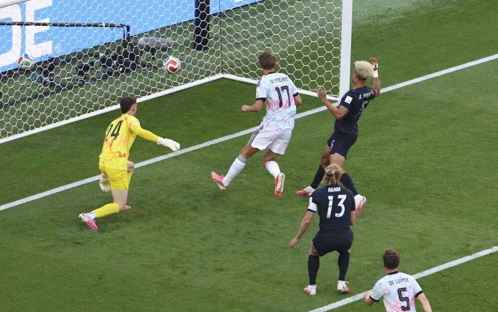 比利时4-1美国，三个东道主全出局：足球最终还是靠脚说话！
特朗普亲自打电话捞人
