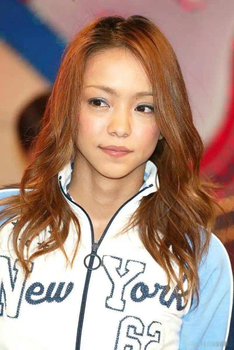 万年包浆谣言：安室奈美惠拒唱日本国歌被封杀
这个谣言，已经在中文互联网传了快二十