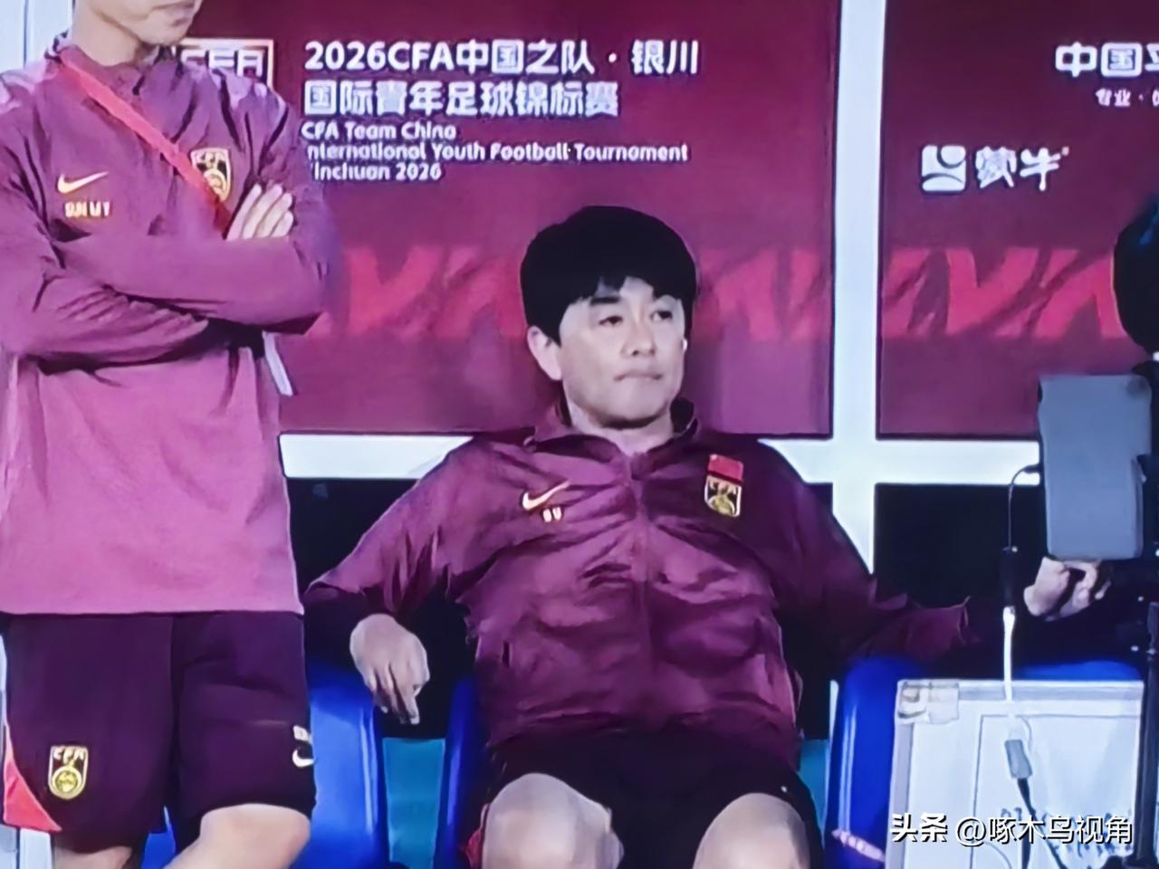 热身赛成绩不必太在意，让教练更多的了解球员，让球员都能融入体系。同时还要了解不同