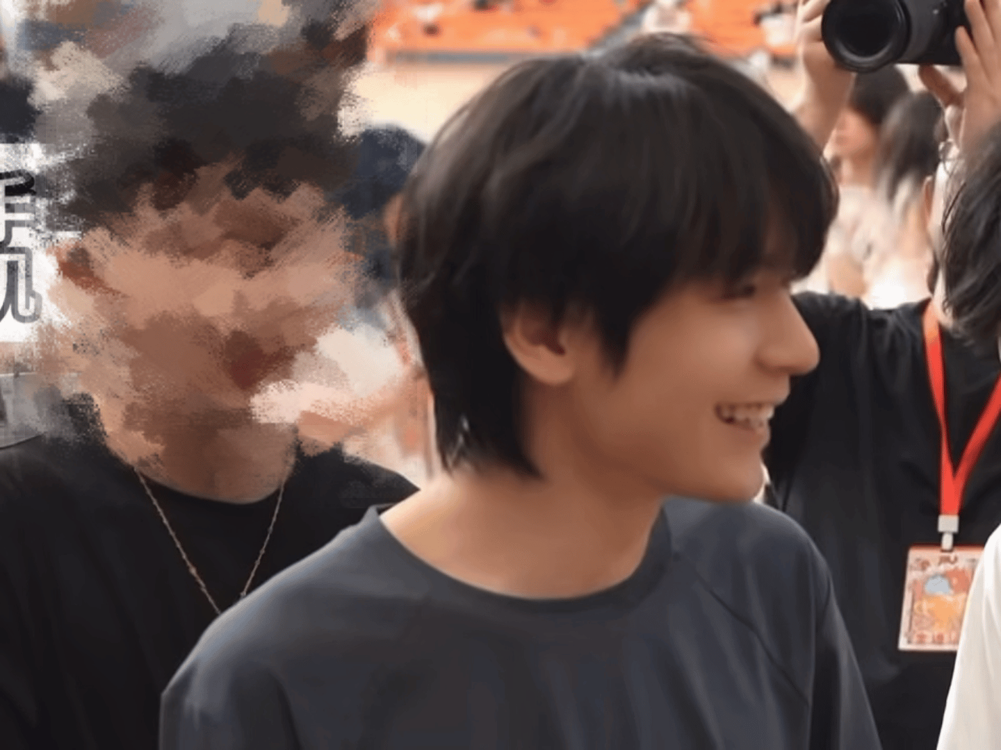 甜妹是这样的