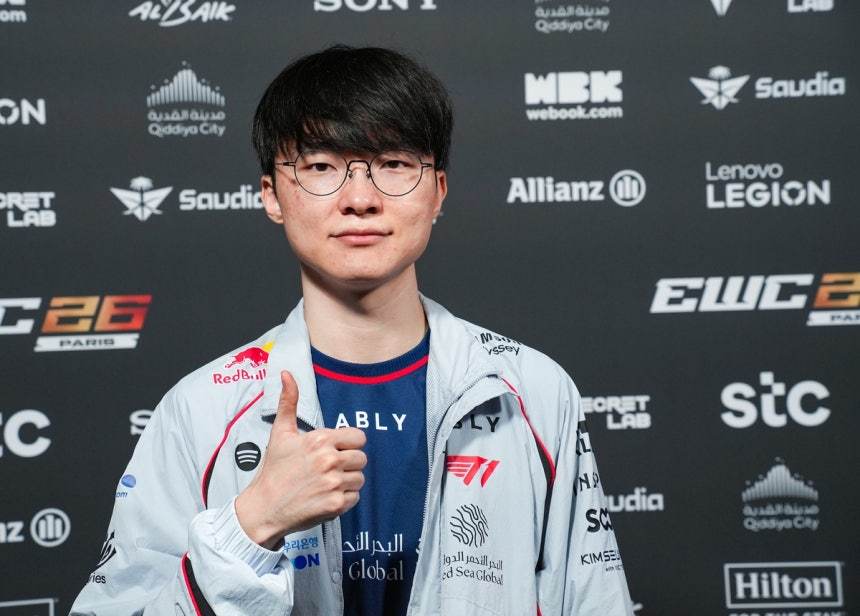Faker：EWC 是推动电竞与游戏产业形成良性循环的赛事谈到比赛时，Faker