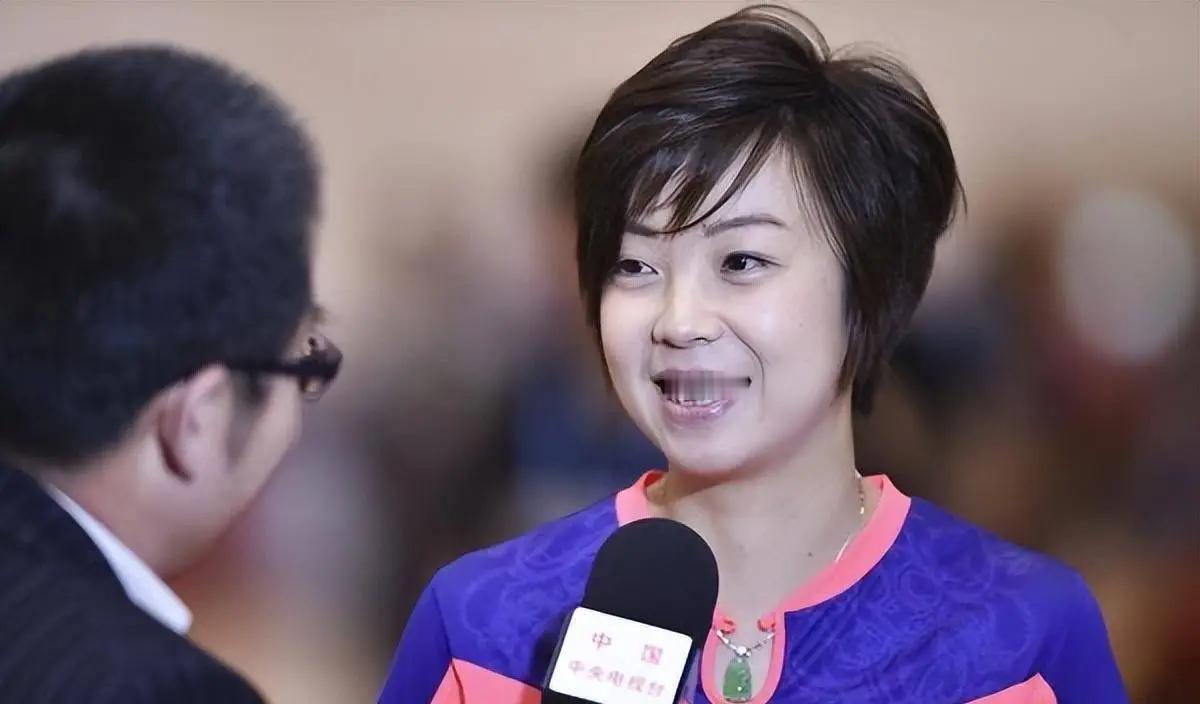 张怡宁也想去看WTT总决赛张怡宁说混双对体力要求非常大 据港媒报道，张怡宁接受采